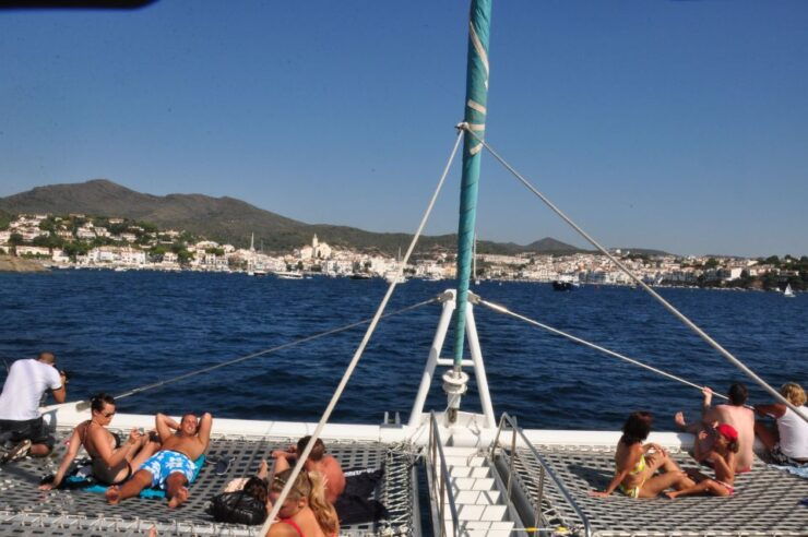 From Roses: Catamaran Cruise Cap Norfeu - Cadaqués - Onboard Experience