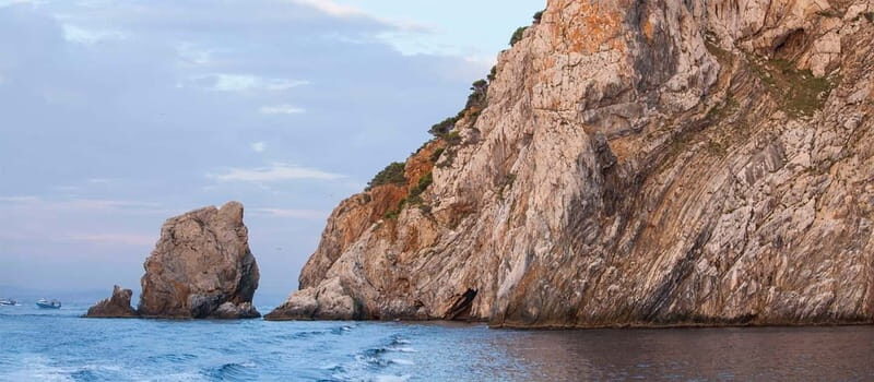 From Roses: Cruise on Costa Brava to Cadaqués - Exploring the Costa Brava by Boat