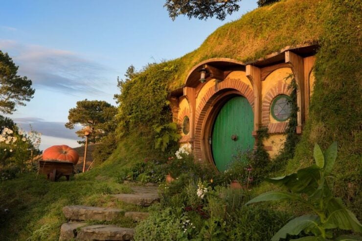 From Rotorua: Hobbiton Movie Set Tour With Festive Lunch - Duration and Availability of the Tour