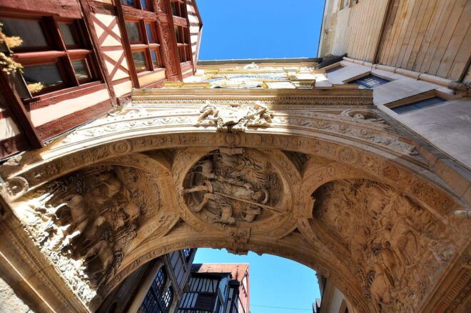 From Rouen: Normandy's Regional Highlights Private Tour - Charming Towns: Deauville and Honfleur