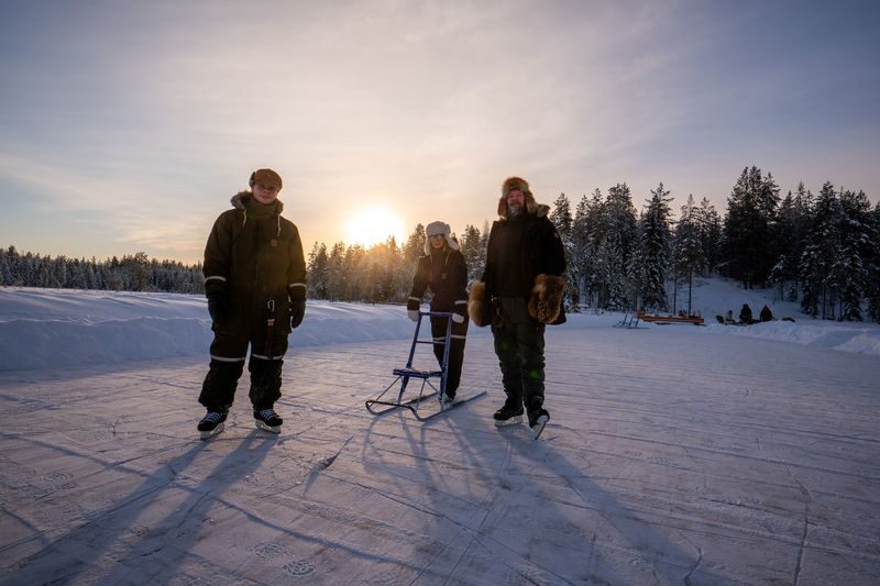 From ROvaniemi All Inclusive Lapland Nature Experience In Ranua - What lunch and the winter park may add