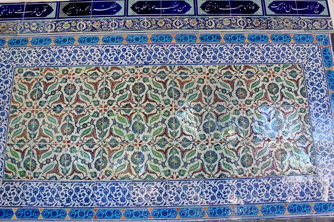 From Russia With Love Shots 007 - Private Tour - Accessibility