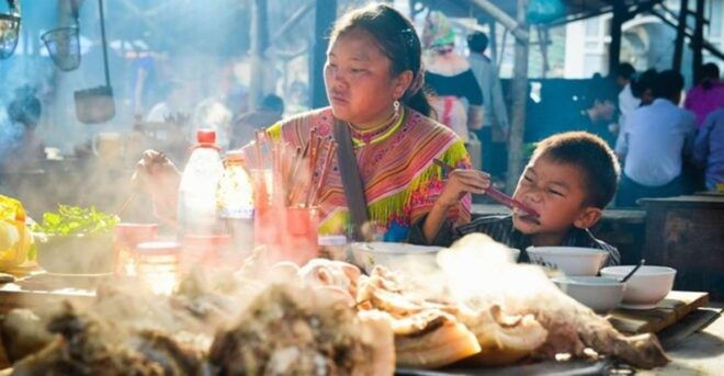 From Sa Pa: Sunday Bac Ha Market Group Tour - Pickup and Transportation Details