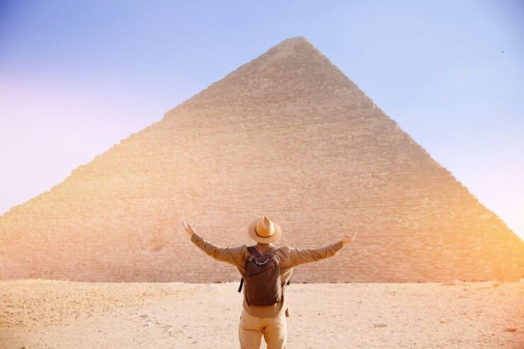 From Safaga/Soma Bay: Pyramids & Egyptian Museum Day Tour - Tour Experience
