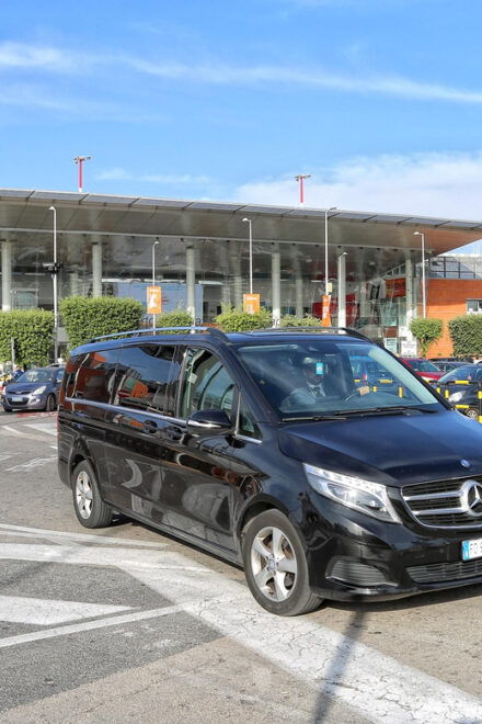 From Salerno Airport: Private Transfer to Positano - Vehicle Options and Comfort