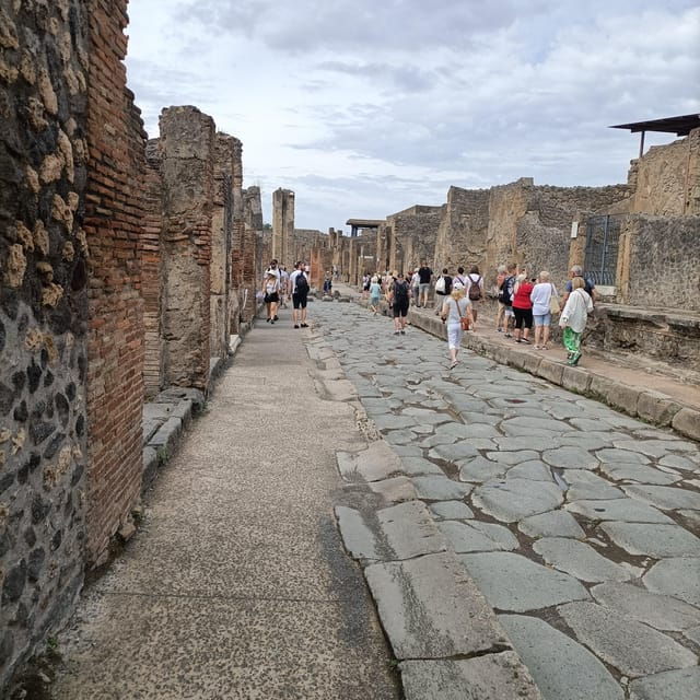 From Salerno : Pompeii Guided tour & Sorrento plus Positano - Why This Tour Offers Good Value