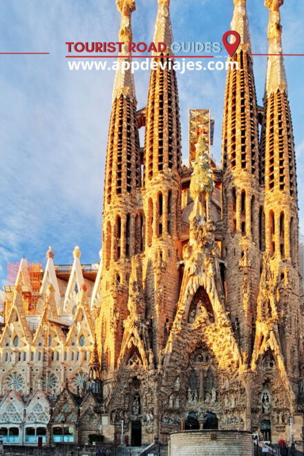 From Salou: Barcelona With Sagrada Familia - What to Bring