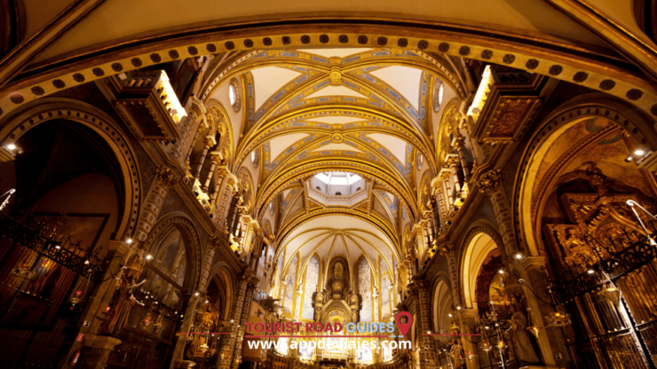From Salou: Montserrat Monastery & 4 Hours in Barcelona - Good To Know