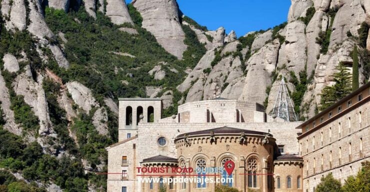 From Salou: Montserrat Monastery & 4 Hours in Barcelona - Pickup and Drop-off Locations