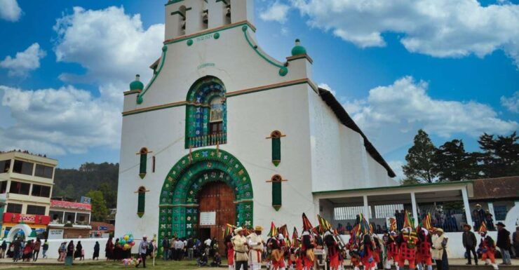 From San Cristóbal: Chamula to Zinacantán Hiking Tour - Activity Overview