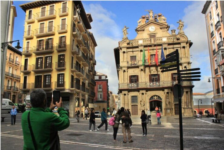 From San Sebastian: Pamplona City Tour - Experience Highlights