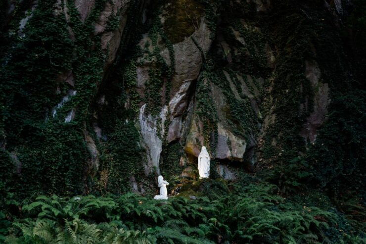From San Sebastian: Sanctuary of Lourdes - Experience and History