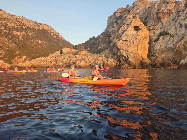 From Sant Elm: Kayak Tour Into the Sunset - Picnic Included - Tour Ratings