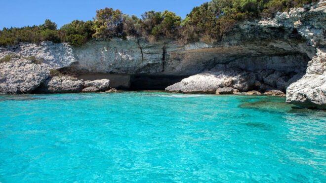 From Santa Teresa Gallura: Dinghy Tour to Corsica - Inclusions of the Tour