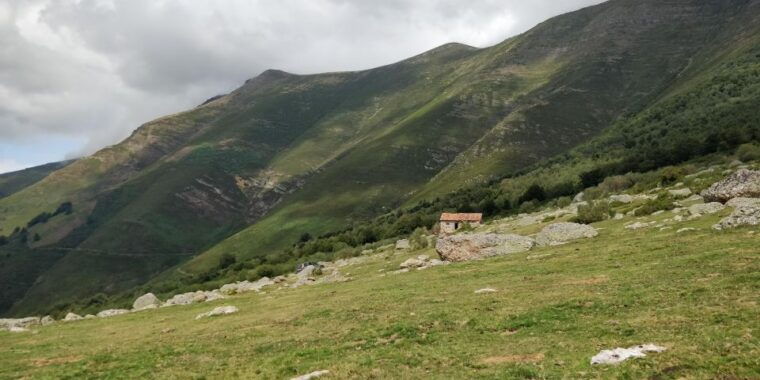 From Santander: Potes, Santillana and Altamira Day Tour - Experiencing the Charm of Potes