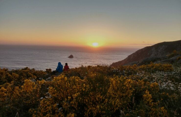 From Santiago: Finisterre Lighthouse Sunset Tour - Location and Duration