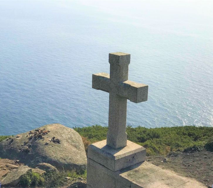 From Santiago: Finisterre, Muxia, & Costa Da Morte Day Trip - Activity Details