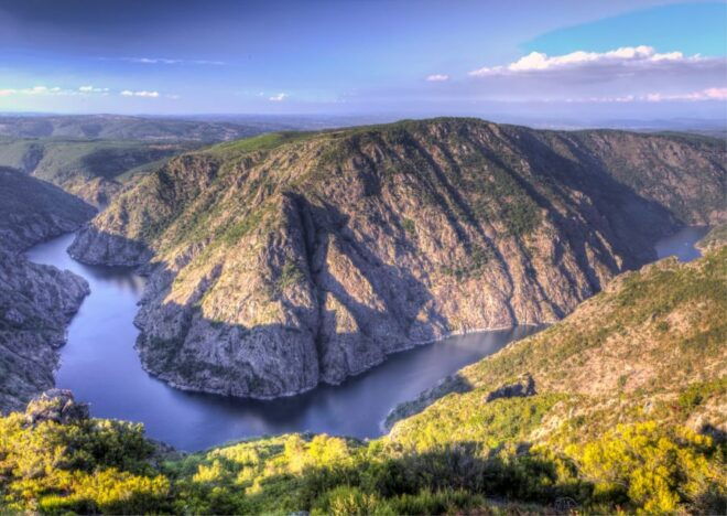 From Santiago: Ribeira Sacra History & Art Trip With Cruise - Languages and Highlights