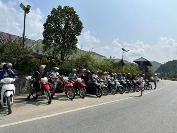 From Sapa: Ha Giang Loop 3D2N Motorbike Tour/Small Group - Accommodation and Meals