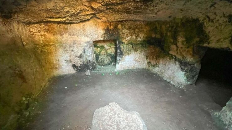 From Sassari: Monte D'accoddi & Su Crucifissu Mannu - Location and Sites