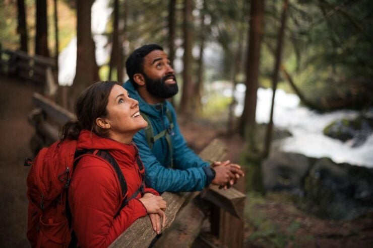 From Seattle: Day Trip Through The Cascades to Leavenworth - Cascade Mountain Range: A Scenic Journey