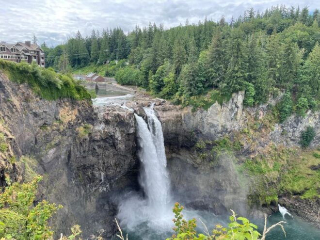 From Seattle: Snoqualmie Falls and Wineries Tour W/ Transfer - Inclusions