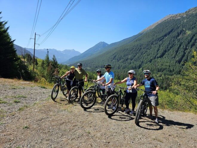 From Seattle: Snoqualmie Tunnel Scenic Bike Tour - Itinerary