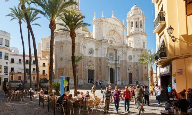From Seville: Cadiz & Jerez Sherry Tasting Day Trip - Enjoy Carnival Celebrations