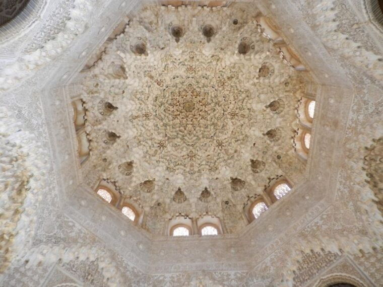From Seville: Granada & Alhambra Tour With Optional Ticket - Guided Tour of Alhambra