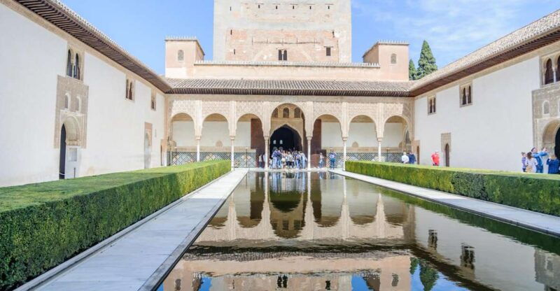 From Seville: Granada Day Trip Alhambra and Albaycin - Exploring the Alhambra Palace
