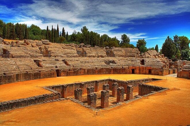 From Seville: Italica Roman City Tour - Exploring the Archeological Ensemble