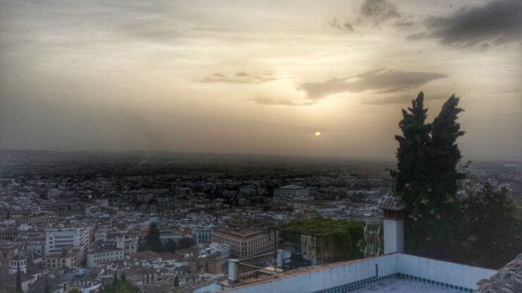 From Seville: Private Transfer to Granada and Córdoba Tour - Experience in Córdoba Highlights