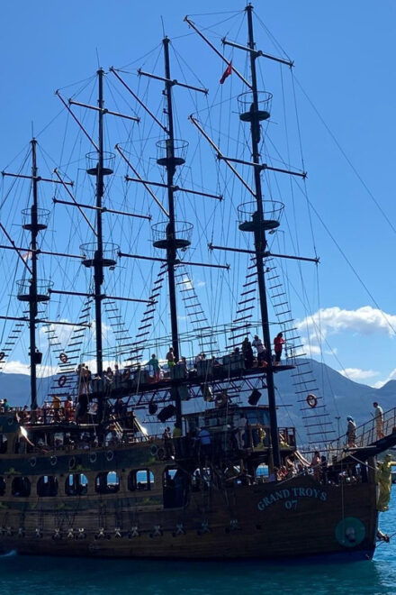 From Side: Pirate Boat Tour to Alanya With Lunch - Tips for Enjoying the Tour