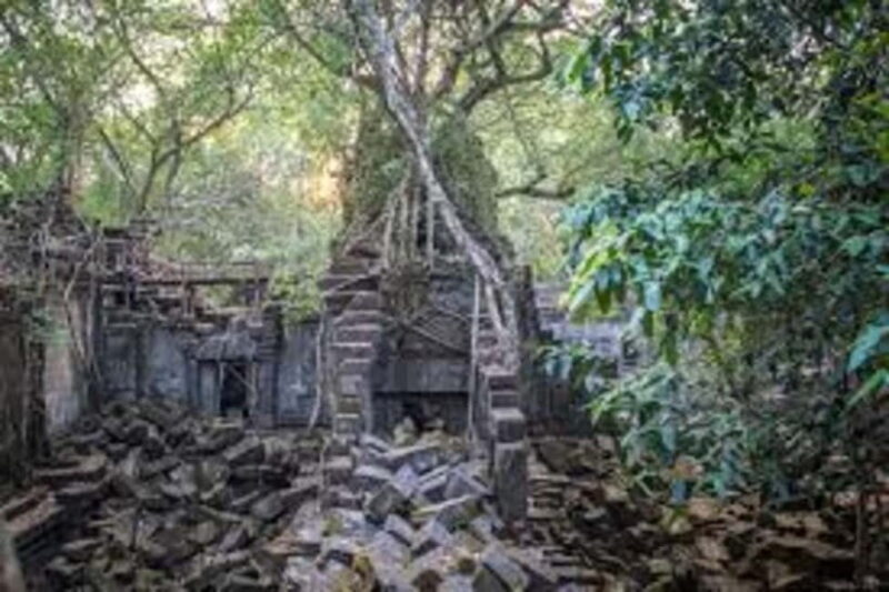 From Siem Reap: Beng Mealea and Kamphong Phluk Day Tour - Good To Know