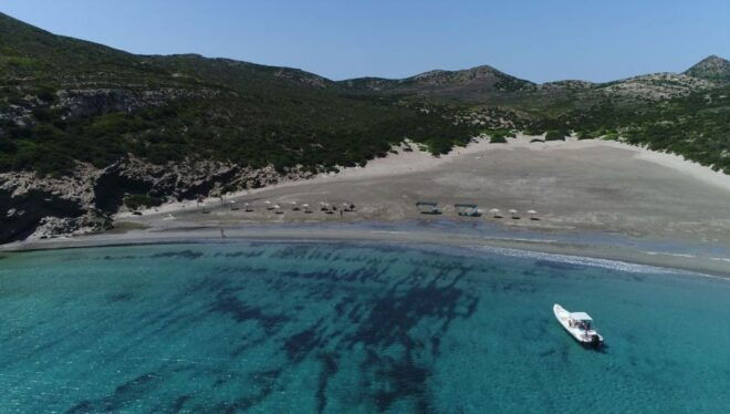 From Sifnos: Antiparos and Despotiko Tour - Select Participants and Date