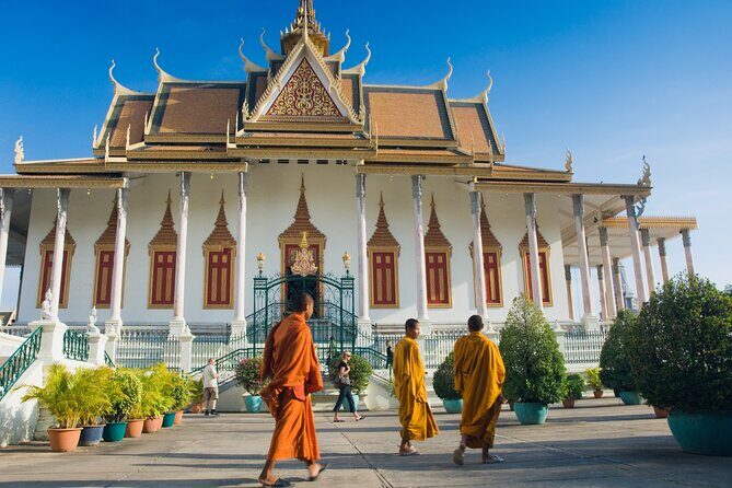 From Sihanoukville: Phnom Penh Day Trip for Cruise Ship Guests - The Journey from Sihanoukville to Phnom Penh