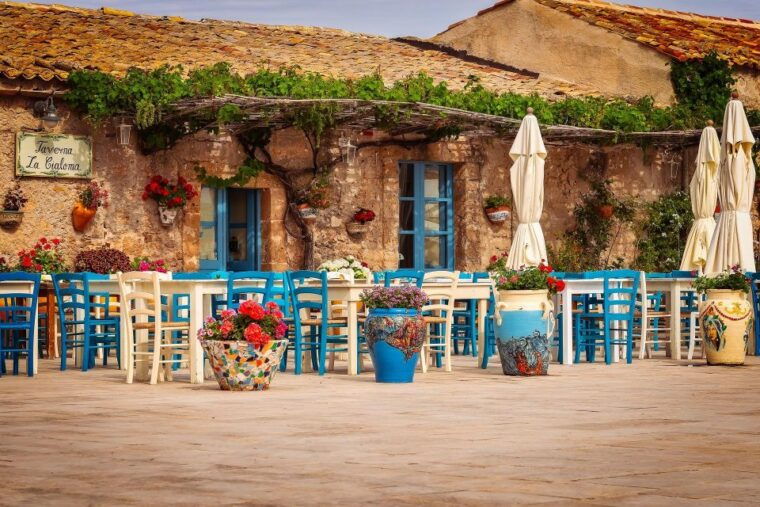 From Siracusa: Marzamemi and Noto Audio-Guided Tour - Historical Highlights: Tonnara Ruins and Piazza Regina Margherita