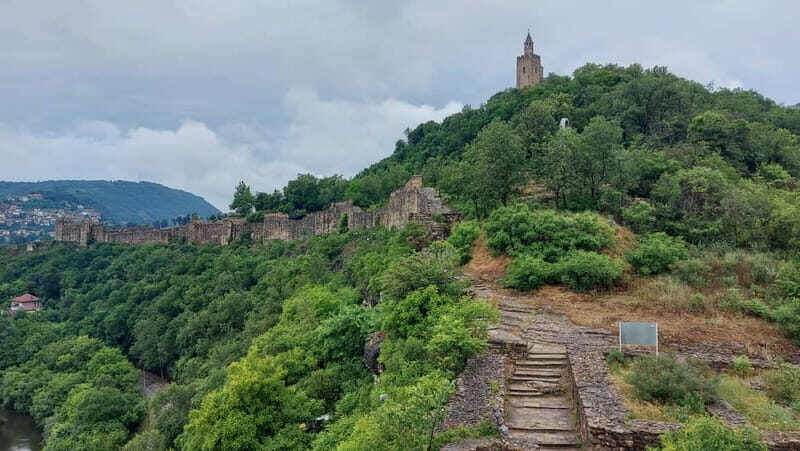 From Sofia: Veliko Tarnovo and Arbanasi Tour with Transfer - Insights from Travelers