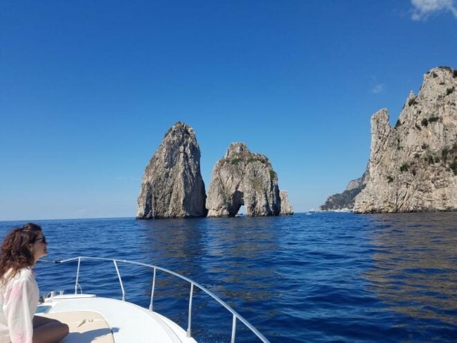 From Sorrento: Boat Tour of the Island of Capri - MSH - Meeting Point and Schedule