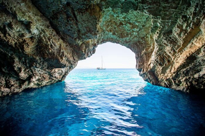 From Sorrento: Capri Boat Tour With Snorkeling & Drinks - Frequently Asked Questions