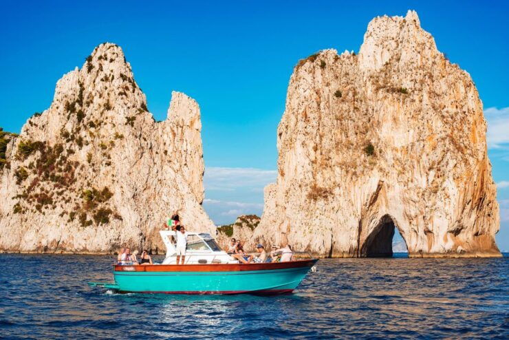 From Sorrento: Capri Select Boat Tour With Blue Grotto - Activity Itinerary