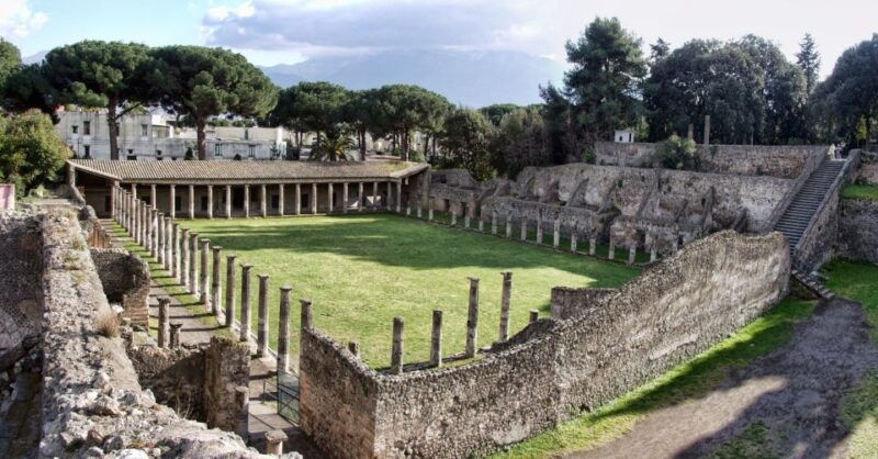 From Sorrento: Skip-the-Line Pompeii Tour and Vineyard Lunch - Good To Know