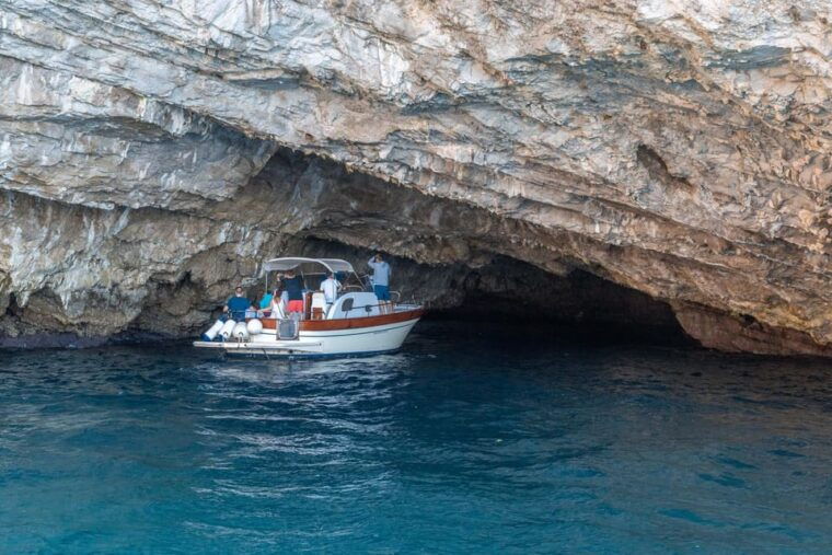 From Sorrento: Small group tour of Capri and Positano - FAQs