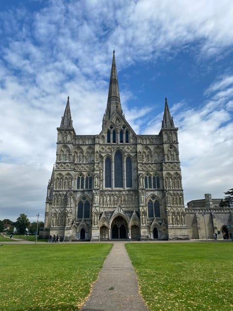 From Southampton: Stonehenge & Salisbury Private Day Trip - Good To Know