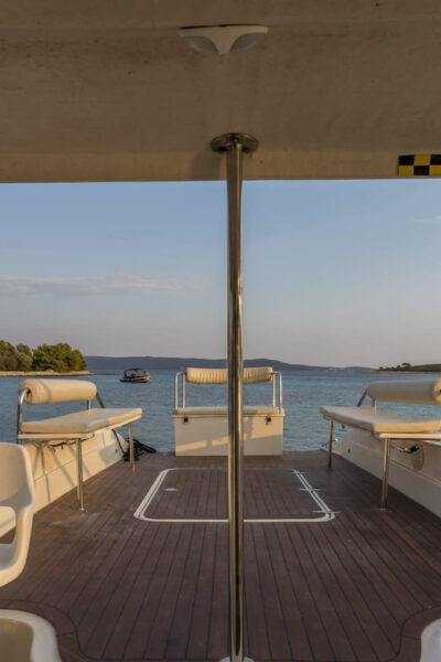 From Split- ** 5 Island Tour With Visiting Blue Cave, Hvar** - Meeting Point Details