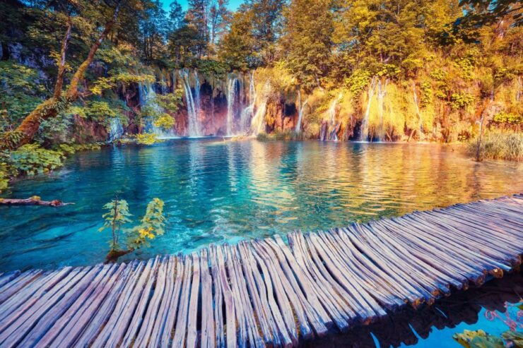 From Split and Trogir: Plitvice Lakes Economy Group Tour - Tour Highlights