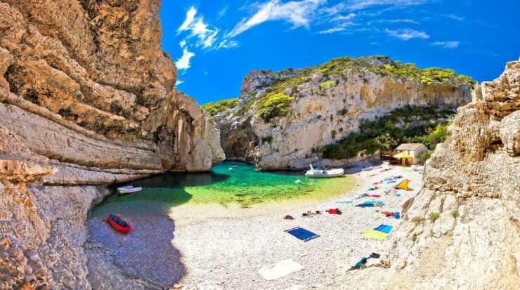From Split: Blue Cave and Hvar by Luxury Boat - Highlights of the Day Trip