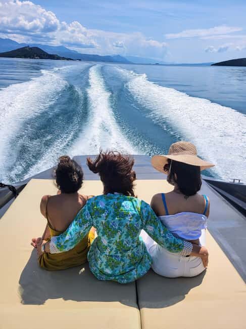 From Split: Blue Cave, Hvar, Mamma Mia, 5 Islands boat Tour - The Value and Practicalities