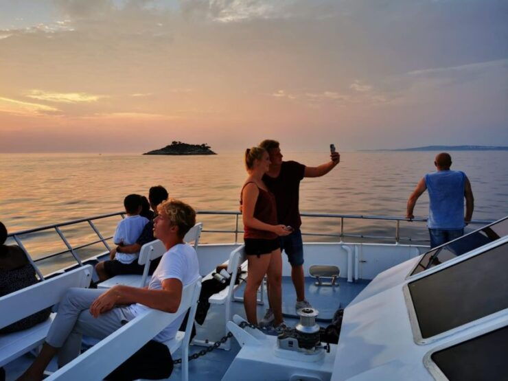 From Split: Blue Lagoon and Islands Boat Tour With Lunch - Experience Highlights