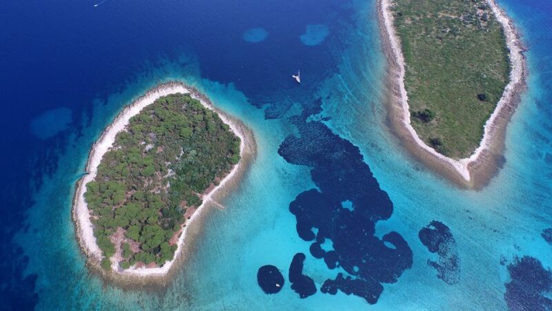 From Split: Blue Lagoon and Trogir Half-Day Speedboat Tour - Starting Point and Logistics